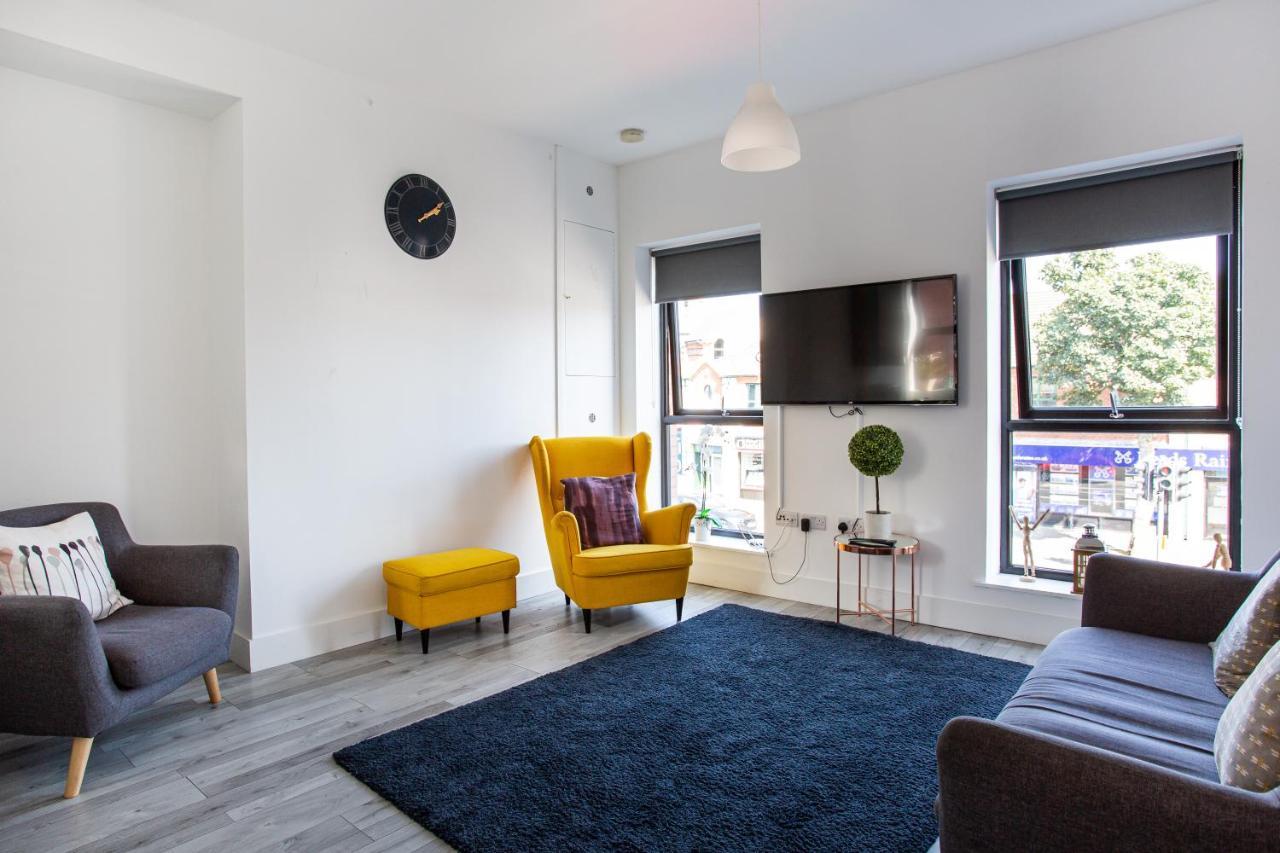 Modern Luxury Apartment, Sleeps 6, Best Location Белфаст Екстериор снимка