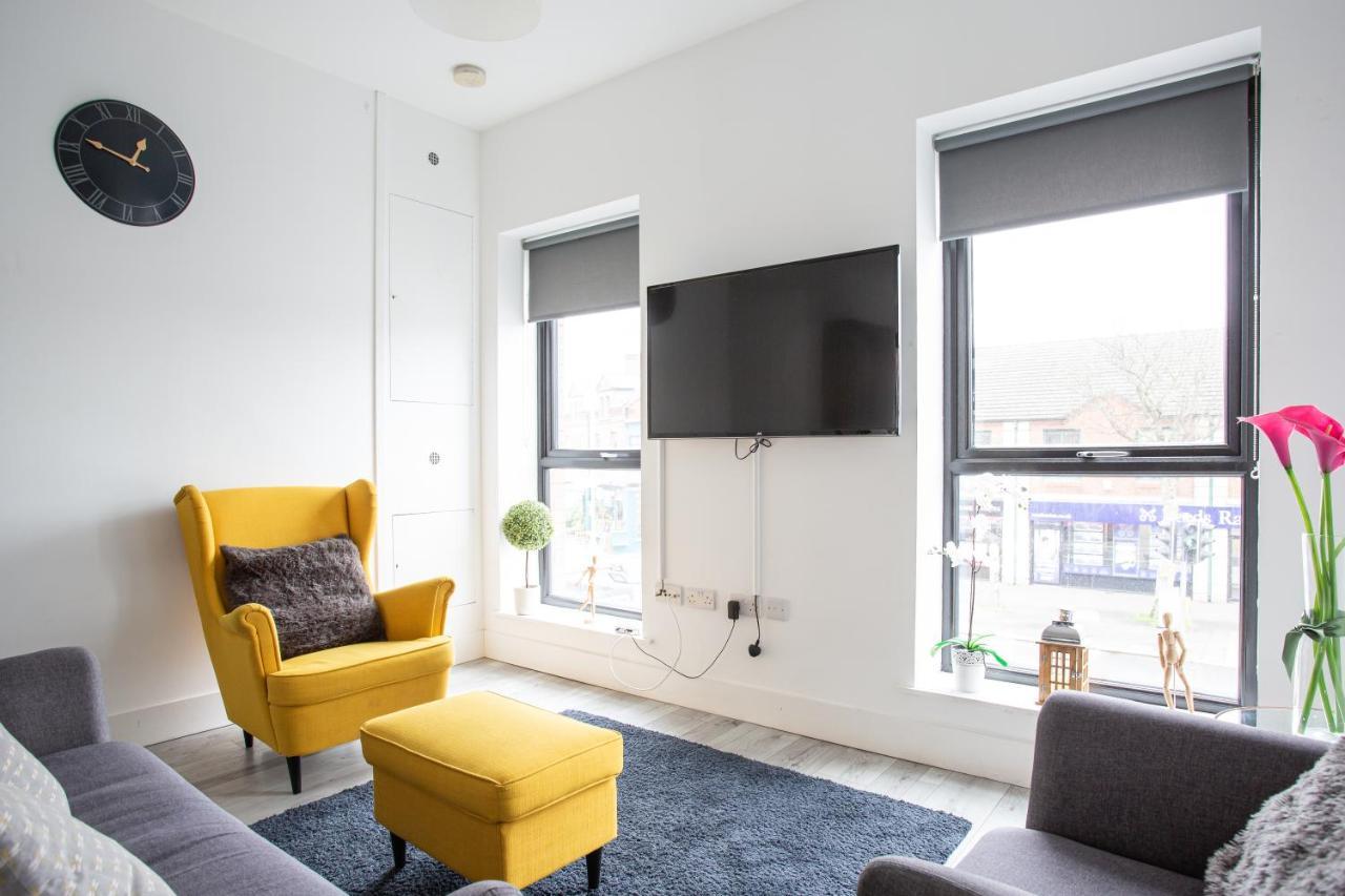 Modern Luxury Apartment, Sleeps 6, Best Location Белфаст Екстериор снимка